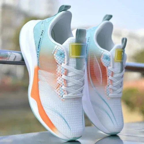 Atmungsaktive Sportschuhe